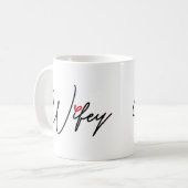 Wifey Kaffeetasse (Vorderseite Links)