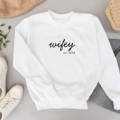 Wifey Modern Minimalistisch Script Personalisiert Sweatshirt
