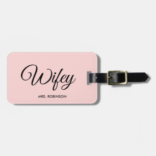 Wifey Newlyred Modern Script Custom Monogram Name Gepäckanhänger
