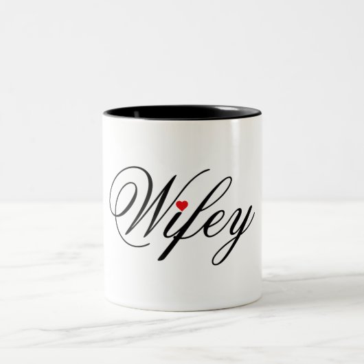 Wifey rote Herz-Tasse weiß und schwarz Zweifarbige Tasse (Mittel)