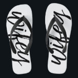 Wifey - Whimsical Black Calligraphy for the Bride Badesandalen<br><div class="desc">Dieses Design hat die Farbe schwarz. Ein skurriler Stil mit einer Mod und schicken Touch. Sie können das Jubiläumsdatum oder -jahr hinzufügen - oder den zusätzlichen Schriftart löschen.</div>