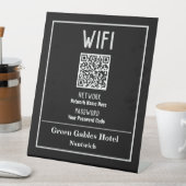 WiFi-Anleitung mit QR-Code Sockelschild (In Situ)