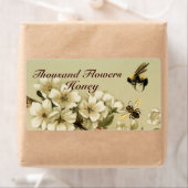 WIHITE SPRING BLUMEN UND HONEY BIE, BEEKEEPER (Insitu)