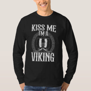 Wikinger-Runen und Wikingerschiff der nordischen M T-Shirt