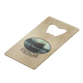 Wikingschiff und Nordlichter Kreditkartenflaschenöffner (Vorderseite Schrägansicht)