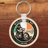 Wild Atlantic Way | Irland | Motorrad Schlüsselanhänger (Vorderseite)