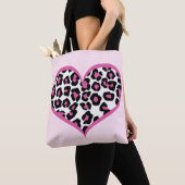 Wild bei Heart Leopard Print Tasche (Von Nahem)
