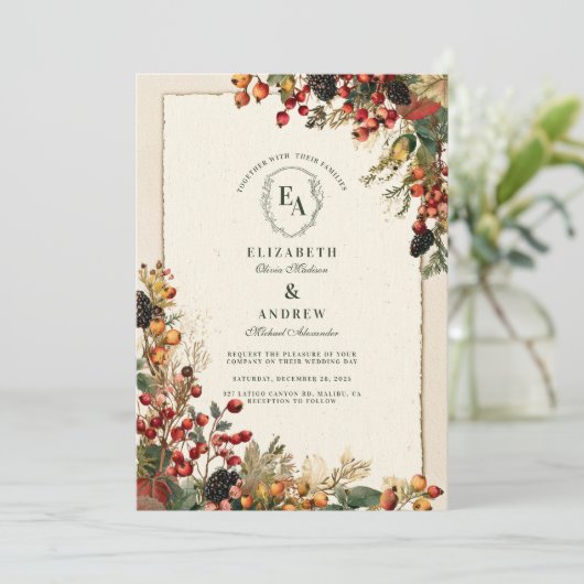Wild Berry Rustic Garden Wedding Einladung (Stehend Vorderseite)