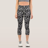 Wild Black Abstrakt Capri Leggings (Vorderseite)