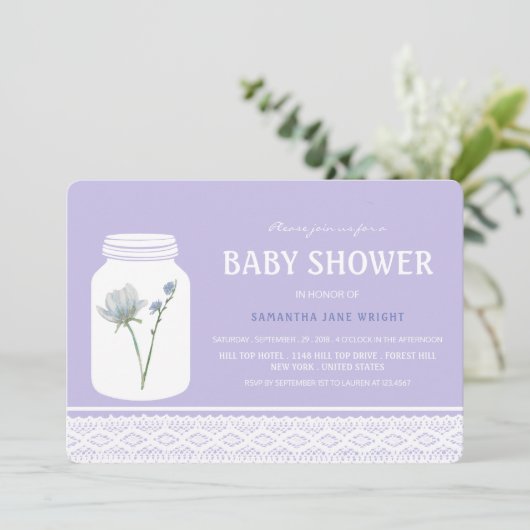 Wild Blume Mason Jar und Lace Baby Shower Einladung (Stehend Vorderseite)
