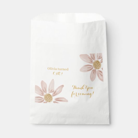 Wild Boho Pink Daisy Baby Birthday Geschenktütchen (Vorderseite)