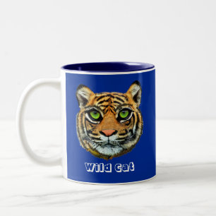Wild Cat on Blue Zweifarbige Tasse