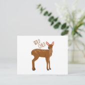 Wild Child Deer Postkarte (Stehend Vorderseite)