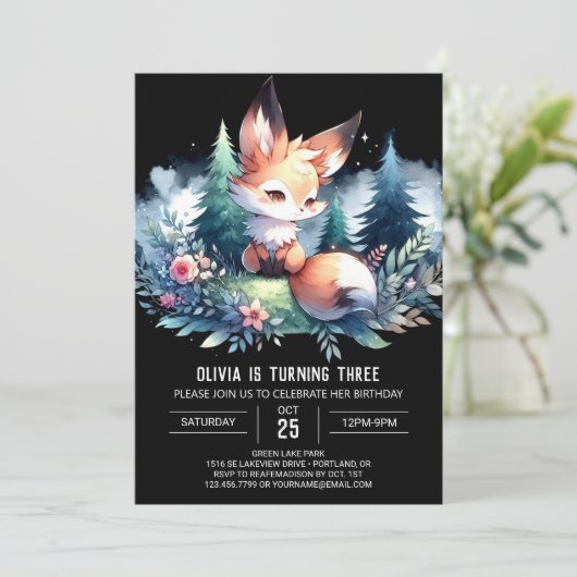 Wild Custom Fox Geburtstag digital Einladung (Stehend Vorderseite)
