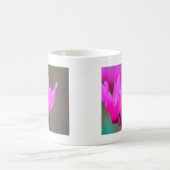 Wild Cyclamen Macro Kaffeetasse (Mittel)