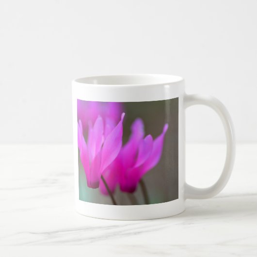 Wild Cyclamen Macro Kaffeetasse (Rechts)