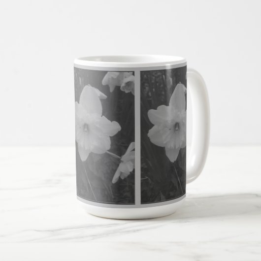 Wild Daffodil Kaffeetasse (VorderseiteRechts)