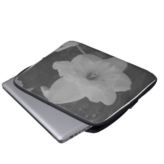 Wild Daffodil Laptopschutzhülle (Vorne Knopf)