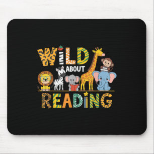 Wild darüber, Kid Liebe Wild Animal Books zu lesen Mousepad