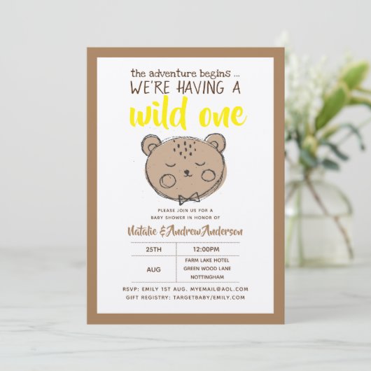 Wild ein rustikaler Bär Das Abenteuer beginnt gelb Einladung (Stehend Vorderseite)