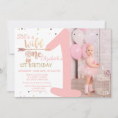 Wild eins, Pfeile, Träume fangen Ihr Foto Geburtst Einladung (Vorderseite)