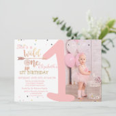 Wild eins, Pfeile, Träume fangen Ihr Foto Geburtst Einladung (Stehend Vorderseite)