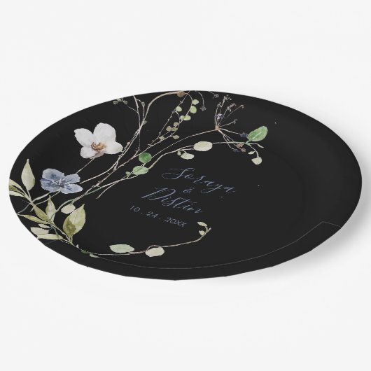 Wild Forest Floral Black Wedding Paper Teller (Schrägansicht)