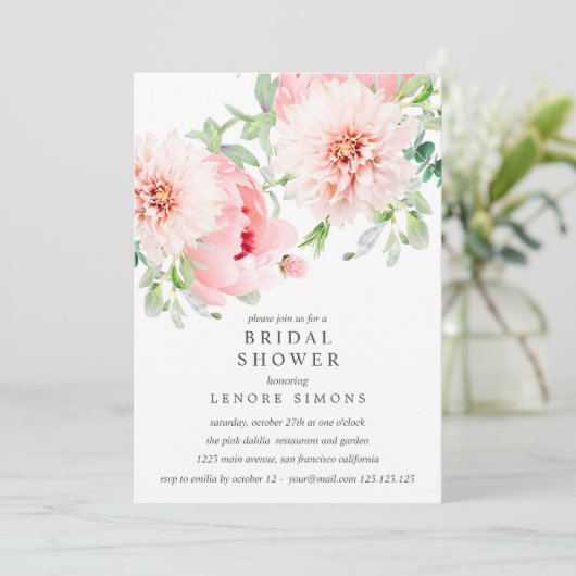 Wild Garden Dahlia Bouquet Brautparty Wedding Einladung (Stehend Vorderseite)