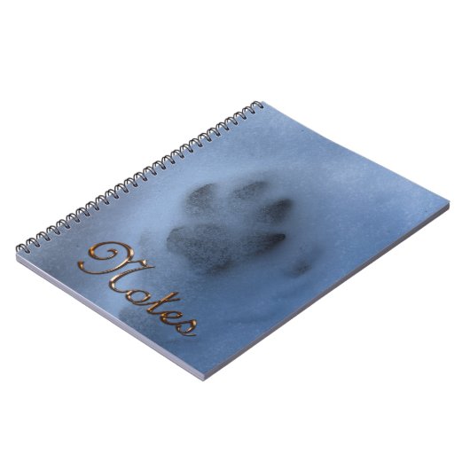 Wild grauer Wolf Paw Print im Winterschnee Notizblock (Linke Seite)