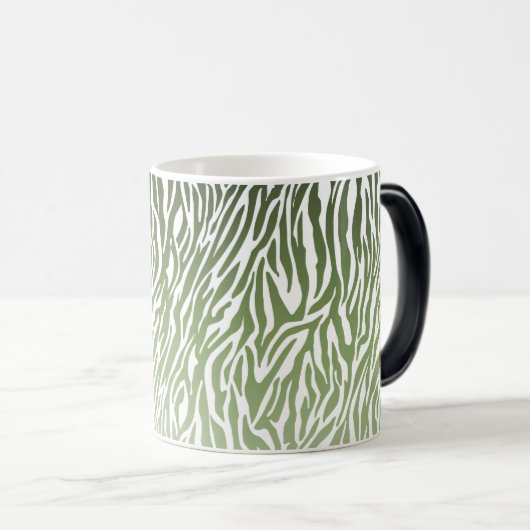Wild Green Zebra Print Verwandlungstasse (VorderseiteRechts)
