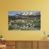 Wild Iris Growing nahe am Mammoth Leinwanddruck (Insitu (Wohnzimmer))