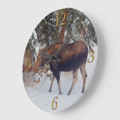 Wild kanadische Elche im Winterschnee V Große Wanduhr (Winkel)