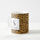 Wild Leopard Print Initial Custom Name Mug Kaffeetasse (Vorderseite Links)