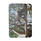 Wild Male Australian Koala Walking, Memory Foam Badematte (Vorderseite Vertikal)