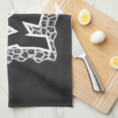 Wild Me Leopard Weiß und Schwarz Handtuch (Viertel Falte)