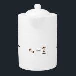 Wild Mushroom Keramik Teapot<br><div class="desc">Wilde Vintage Kunst, Teekanne aus weißer Keramik. Spaß und niedliches Design Pilze, Krabbe schleicht sich in Löcher und bleibe weg vom Vogel. Text kann angepasst werden. Wenn Sie etwas Anderes gewollt haben, passen Sie den Text einfach an. Viel Spaß!</div>
