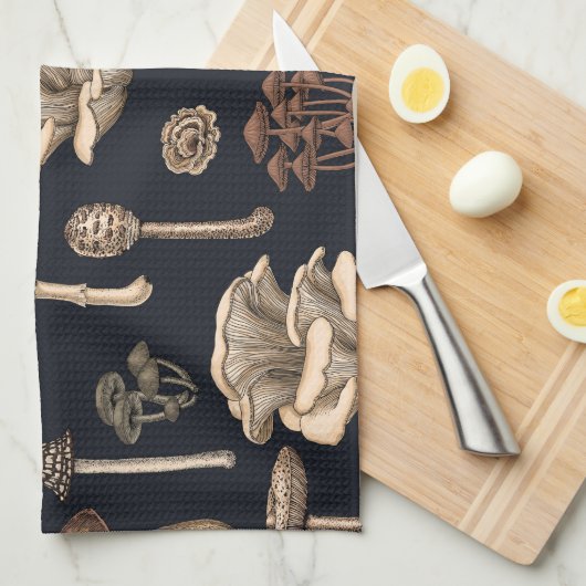 Wild Mushrooms on Grafit Geschirrtuch (Viertel Falte)