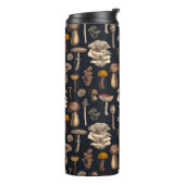 Wild Mushrooms on Grafit Thermosbecher (Nach links gedreht)