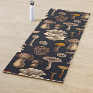 Wild Mushrooms on Grafit Yogamatte