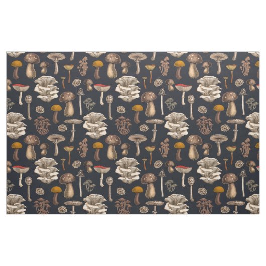 Wild Mushrooms on graphite black Stoff (Fat Quarter (45,7 x 55,9 cm))
