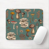 Wild Mushrooms on pine green Mousepad (Mit Mouse)