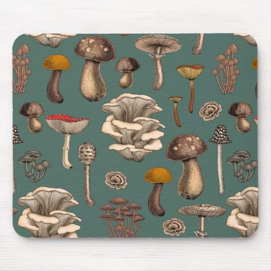 Wild Mushrooms on pine green Mousepad (Vorne)