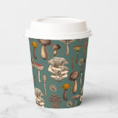 Wild Mushrooms on pine green Pappbecher (Links)