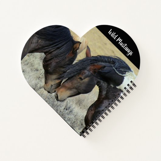 Wild Mustang Horses Heart Shaped Spiral Notebook Notizblock (Rückseite)