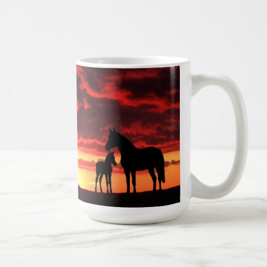 Wild Mustang Mare und Foal Coffee Tasse (Rechts)