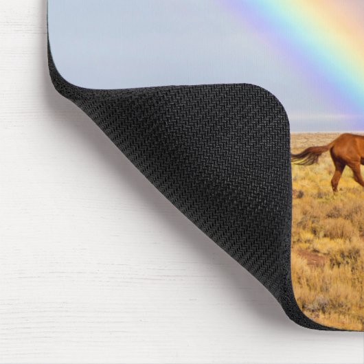 Wild Mustang Pferde Running and Rainbow Mousepad (Ecke)