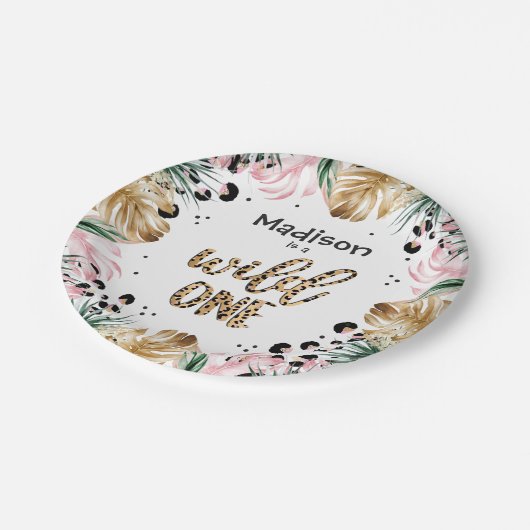 Wild One Birthday Leopard Print Wild Jungle Party Pappteller (Schrägansicht)