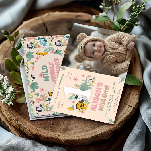 Wild One Jungle Party für Baby Girl mit Foto Einladung