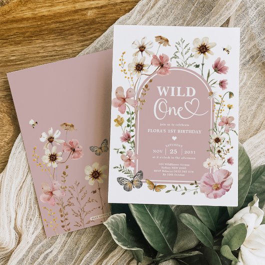 Wild One: Muted Blush Wildflower 1st Birthday Einladung