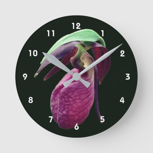 Wild Pink Lady Slipper Flower Runde Wanduhr (Vorderseite)